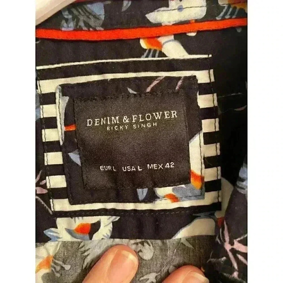 Men's large button up top - Picture 3 of 3